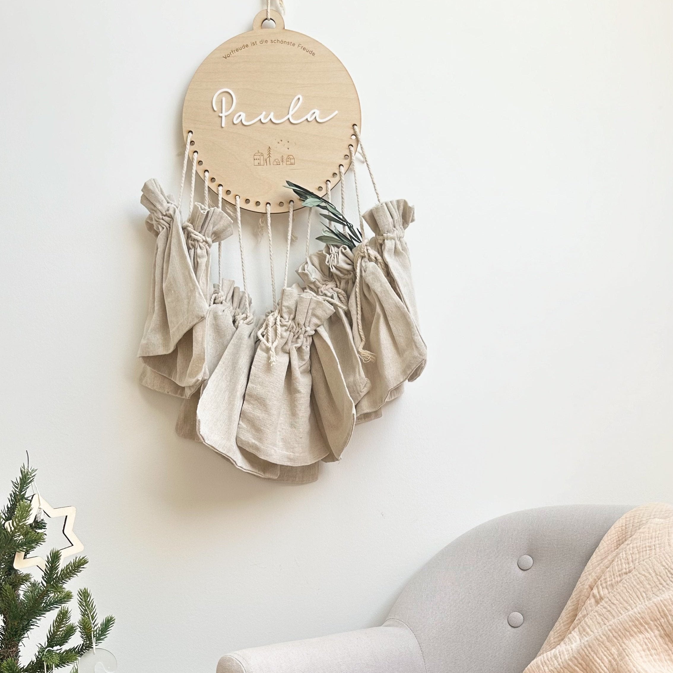 Adventskalender aus Holz zum Befüllen - Weihnachtskugel