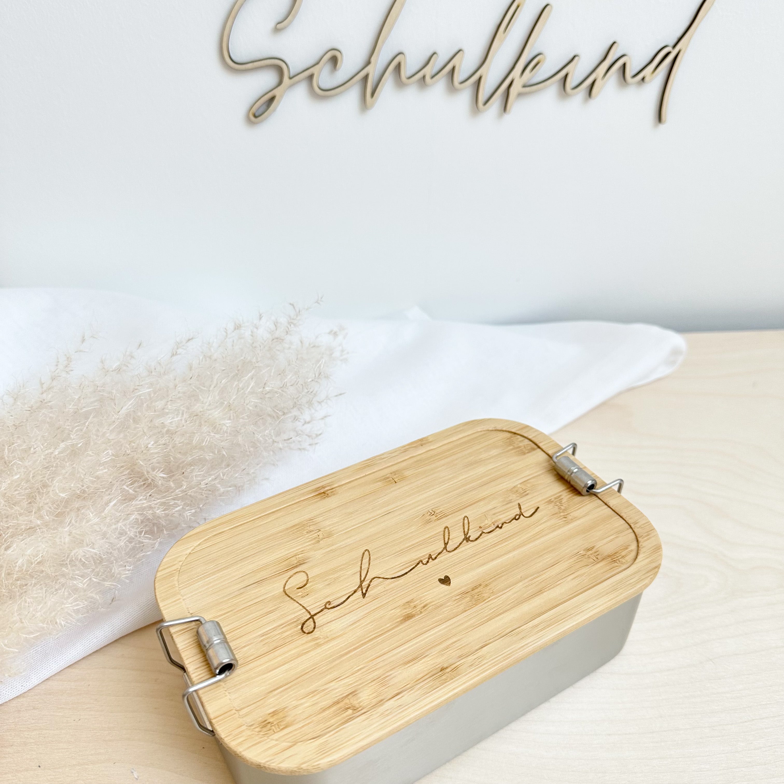 Personalisierte Brotdose mit Holzdeckel