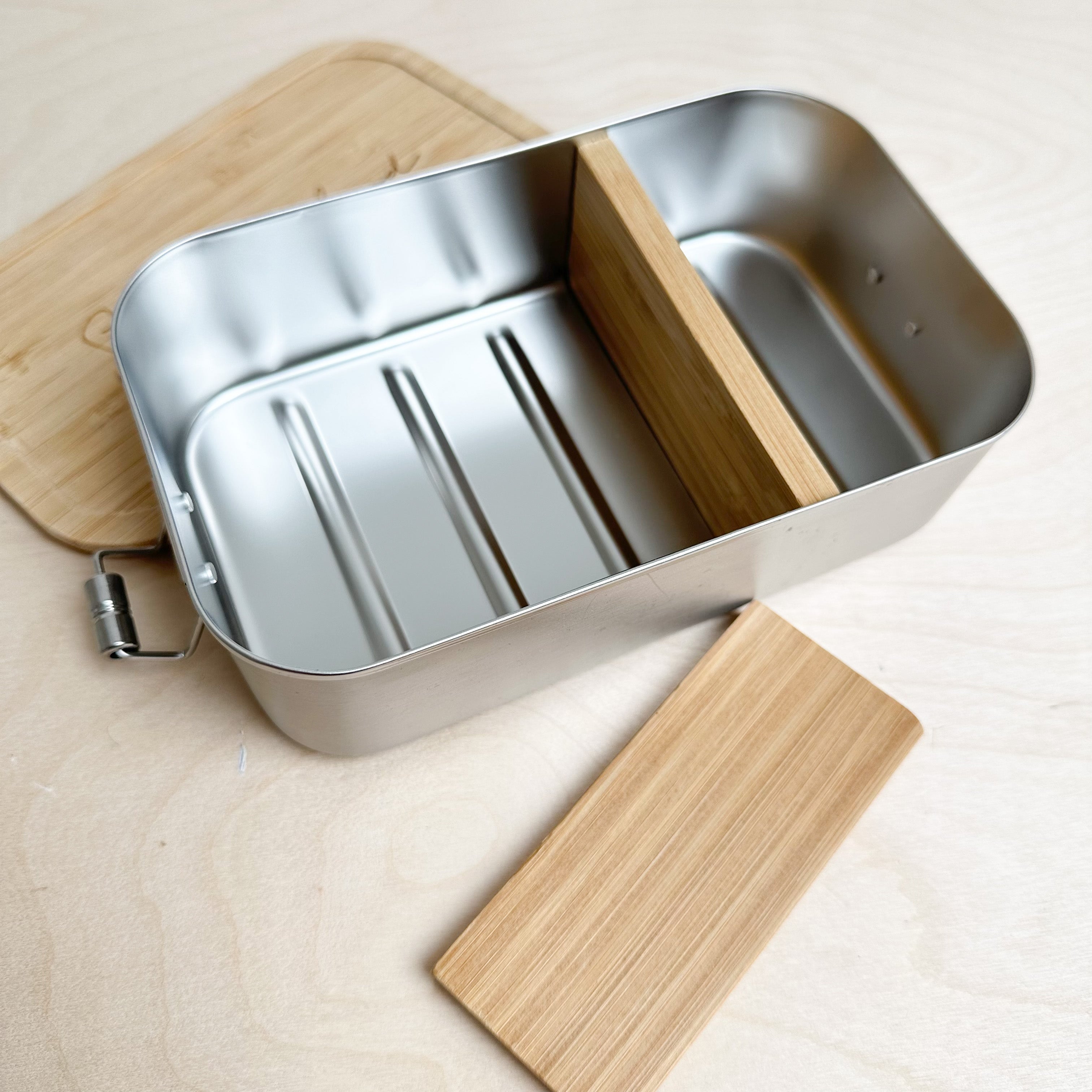 Personalisierte Brotdose mit Holzdeckel