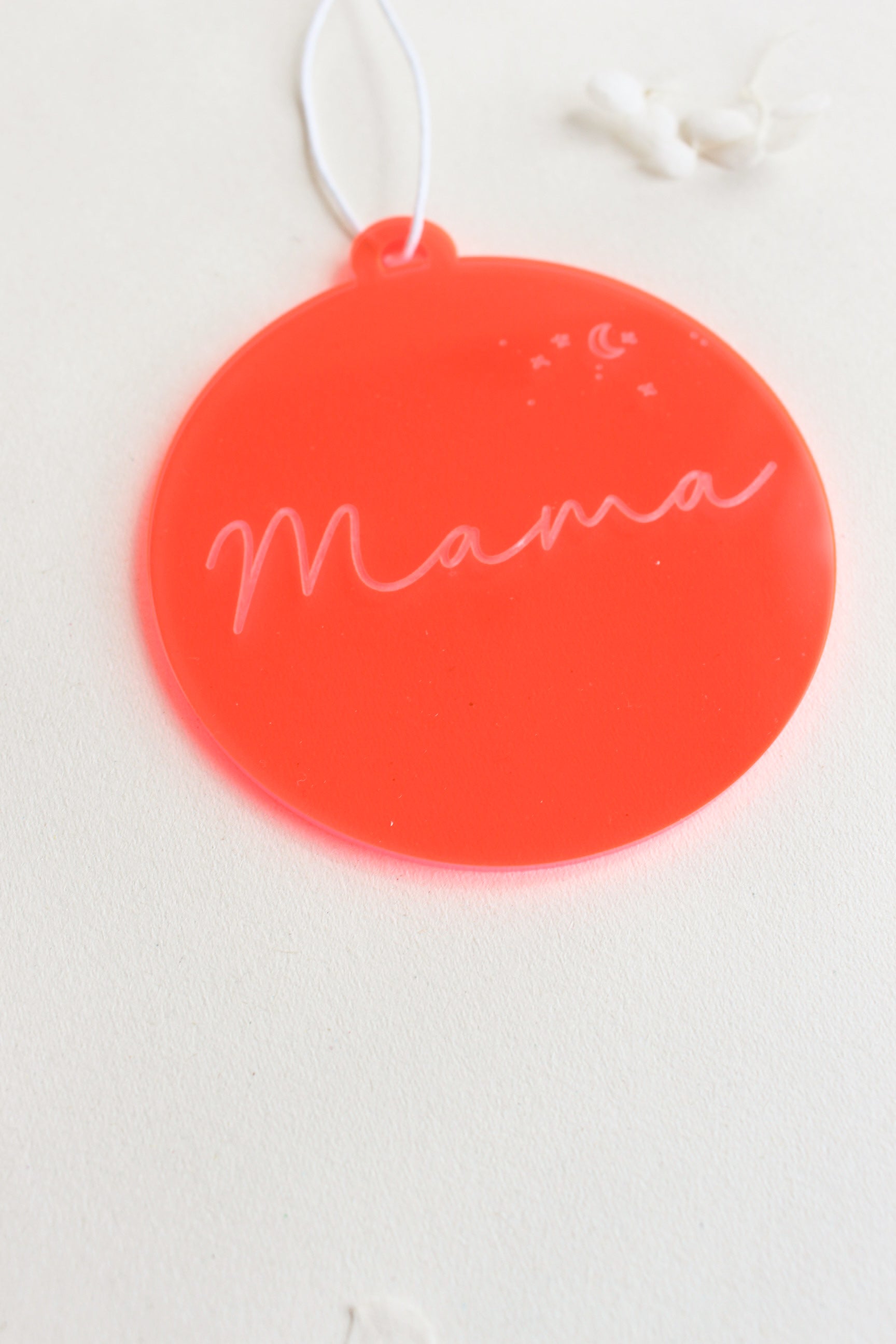 Weihnachtskugel aus Acryl mit Gravur