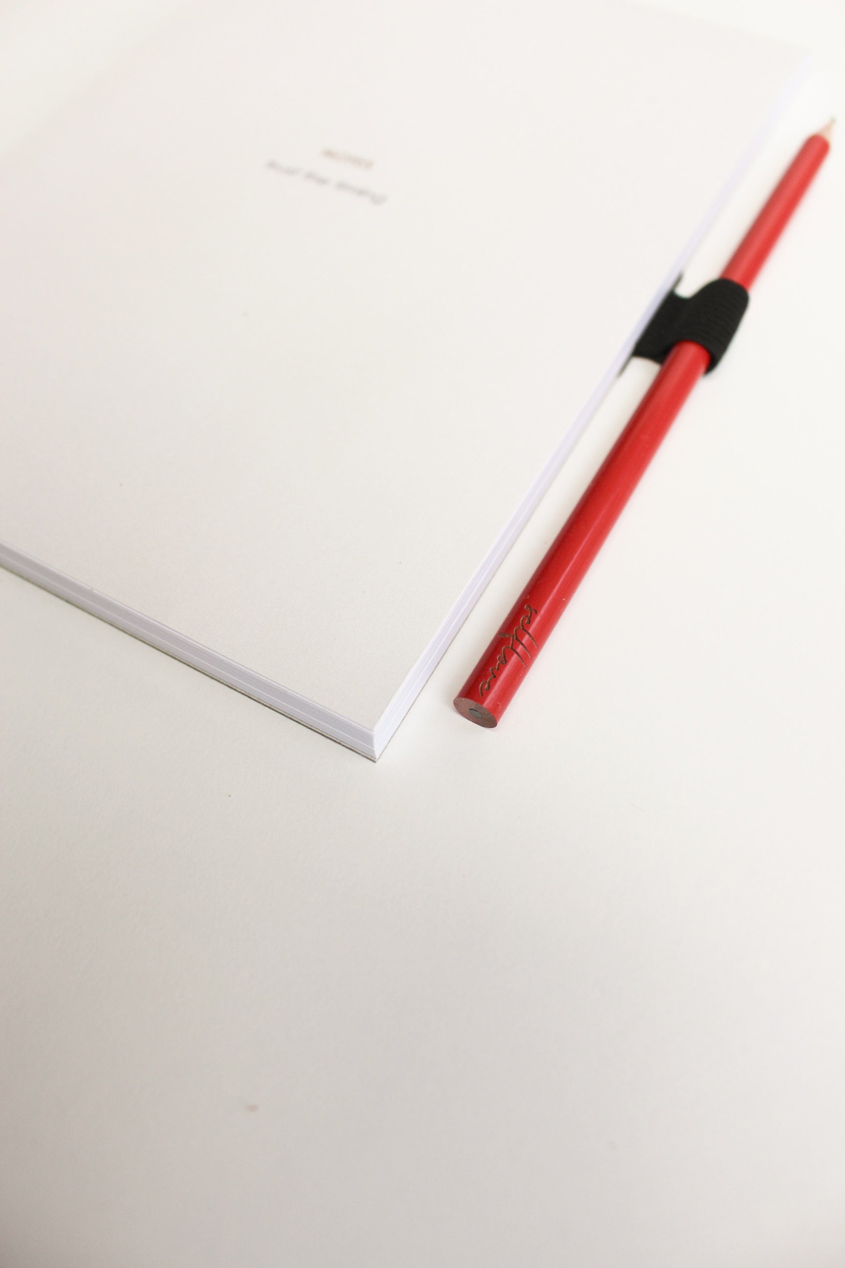 Notizblock "tust the timing" inkl. graviertem Bleistift
