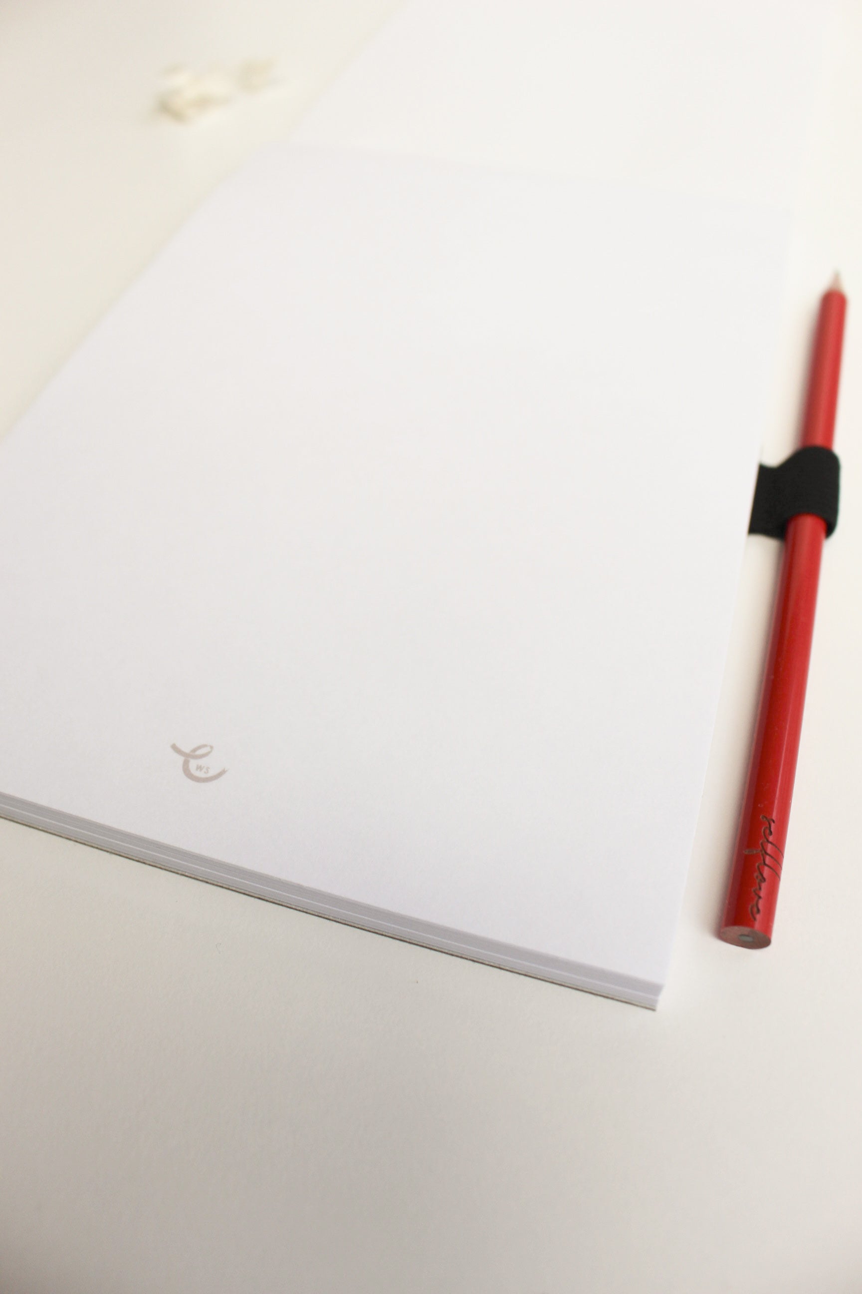 Notizblock "tust the timing" inkl. graviertem Bleistift