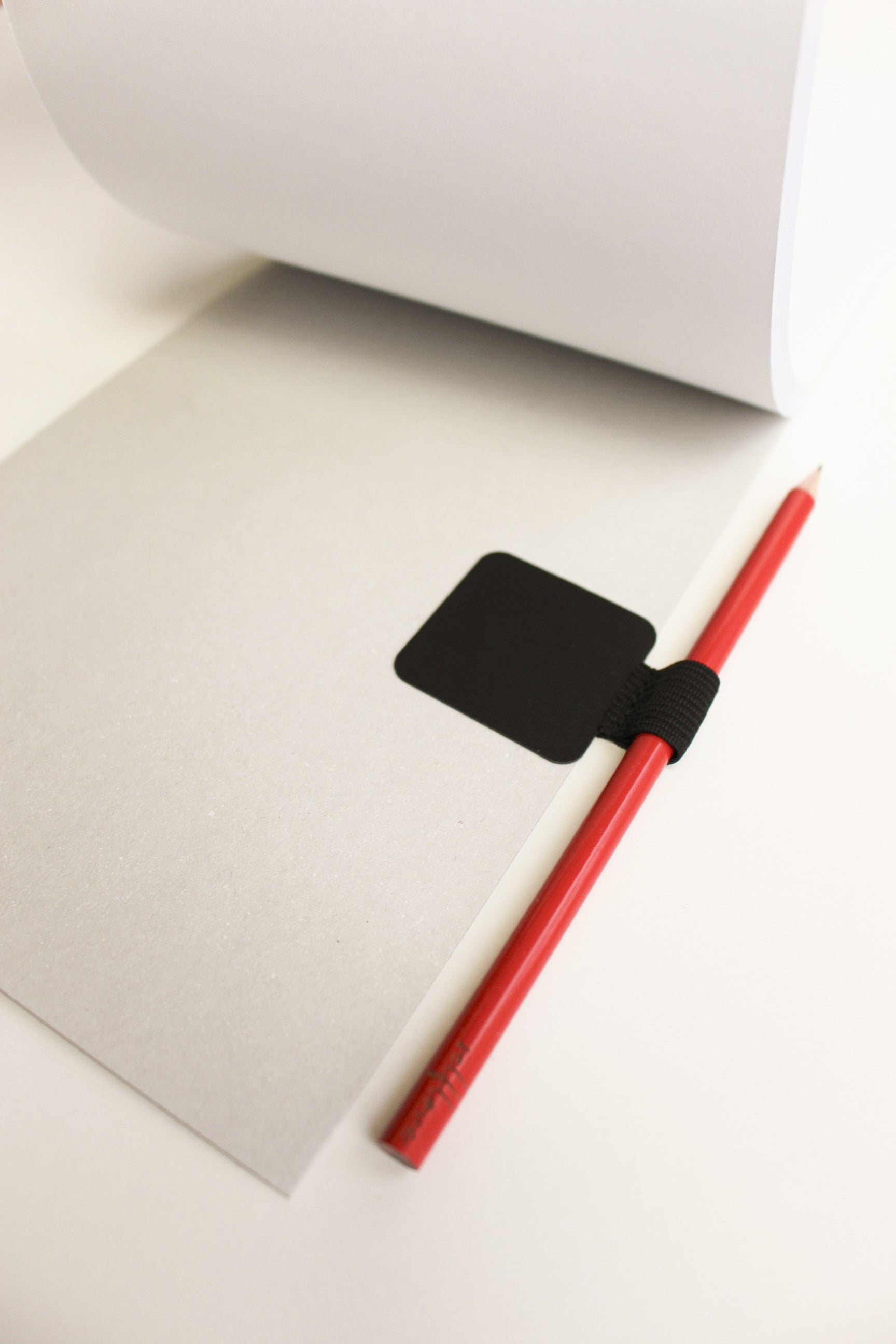 Notizblock "tust the timing" inkl. graviertem Bleistift