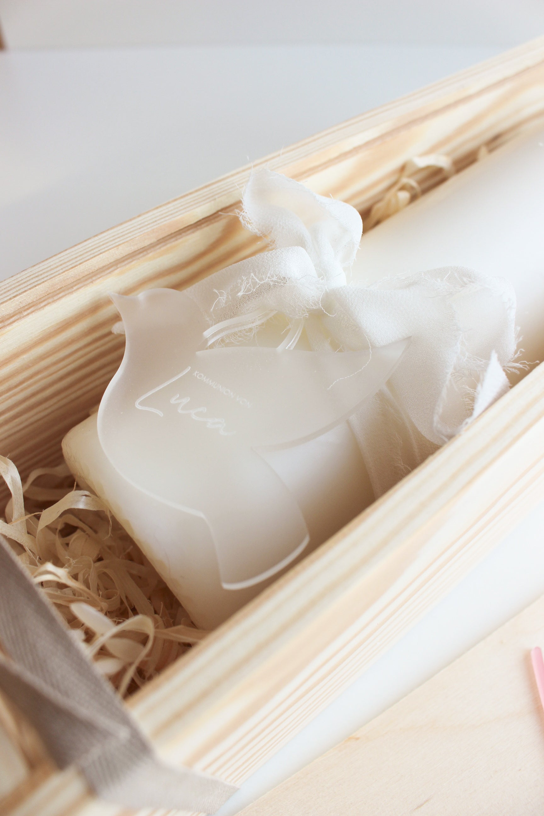 Kerzenbox zur Kommunion oder Taufe - Blumenkranz