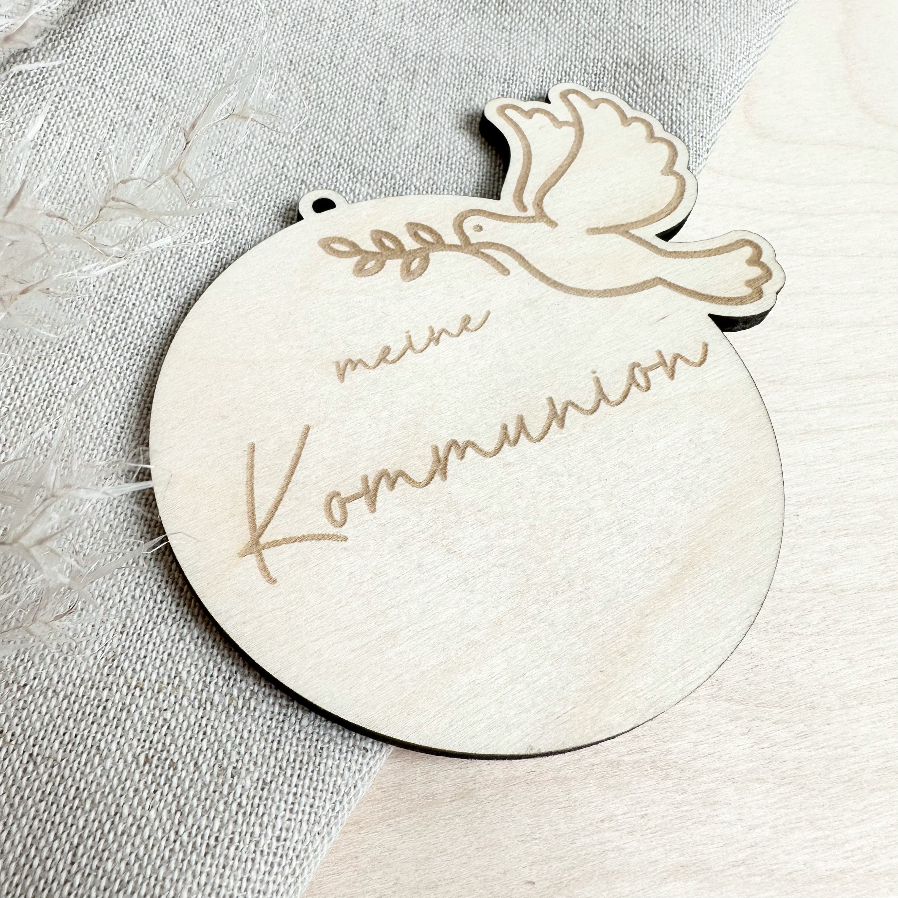 Geschenkanhänger zur Kommunion "Friedenstaube"