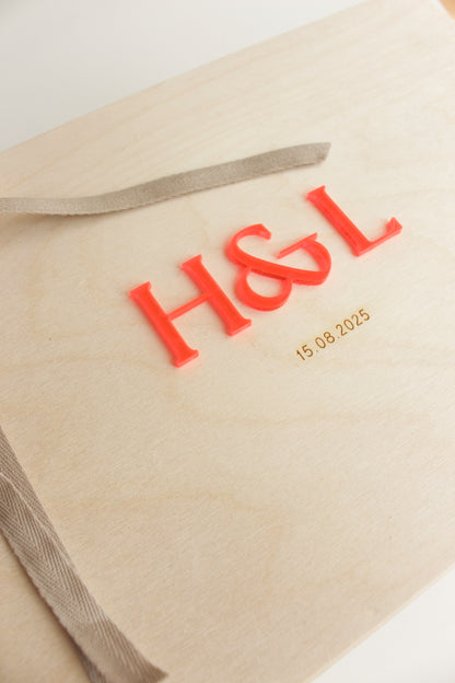 Erinnerungskiste zur Hochzeit – personalisiert mit Initialen & Datum