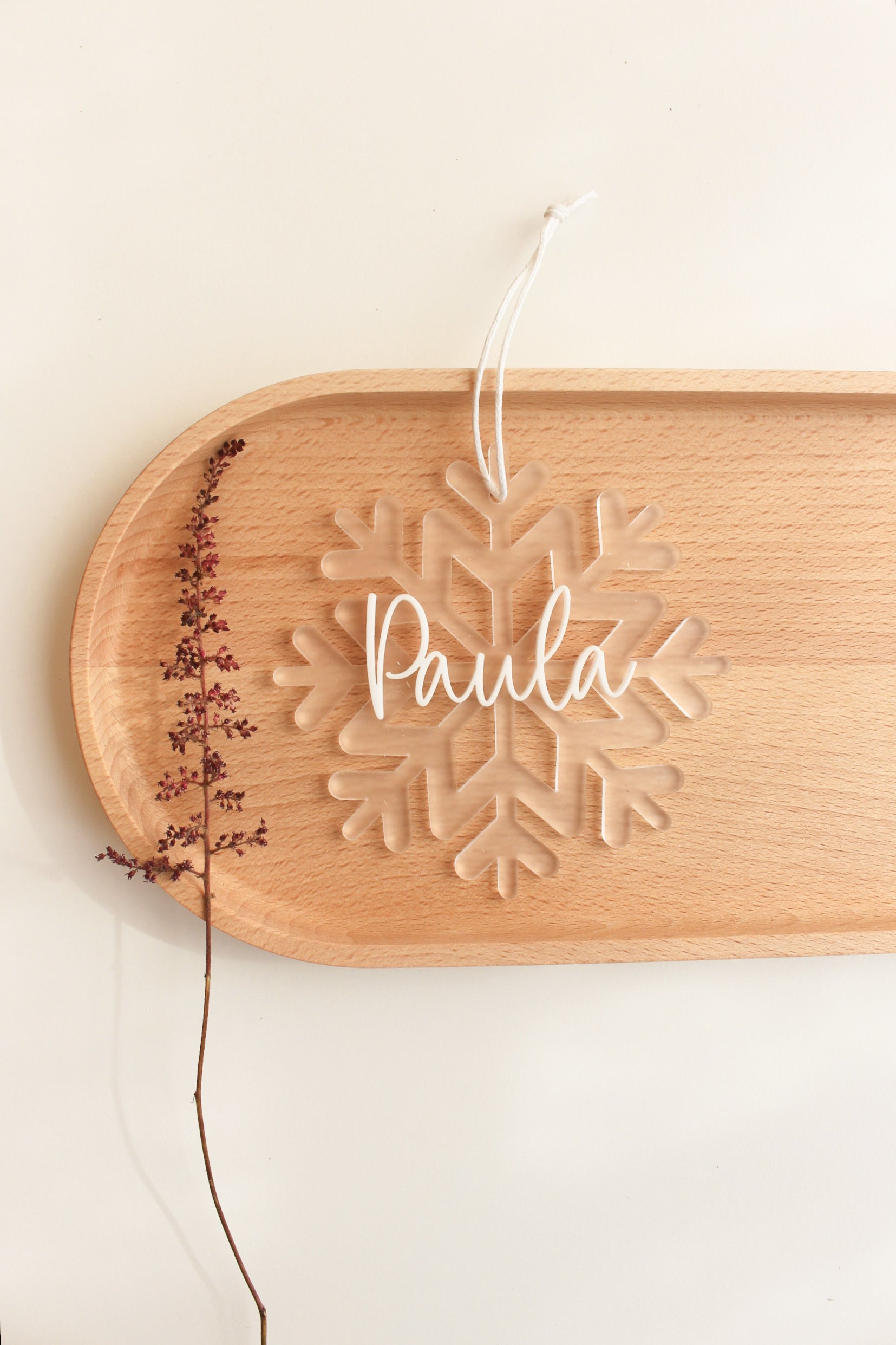 Personalisierte Schneeflocke als Weihnachtskugel