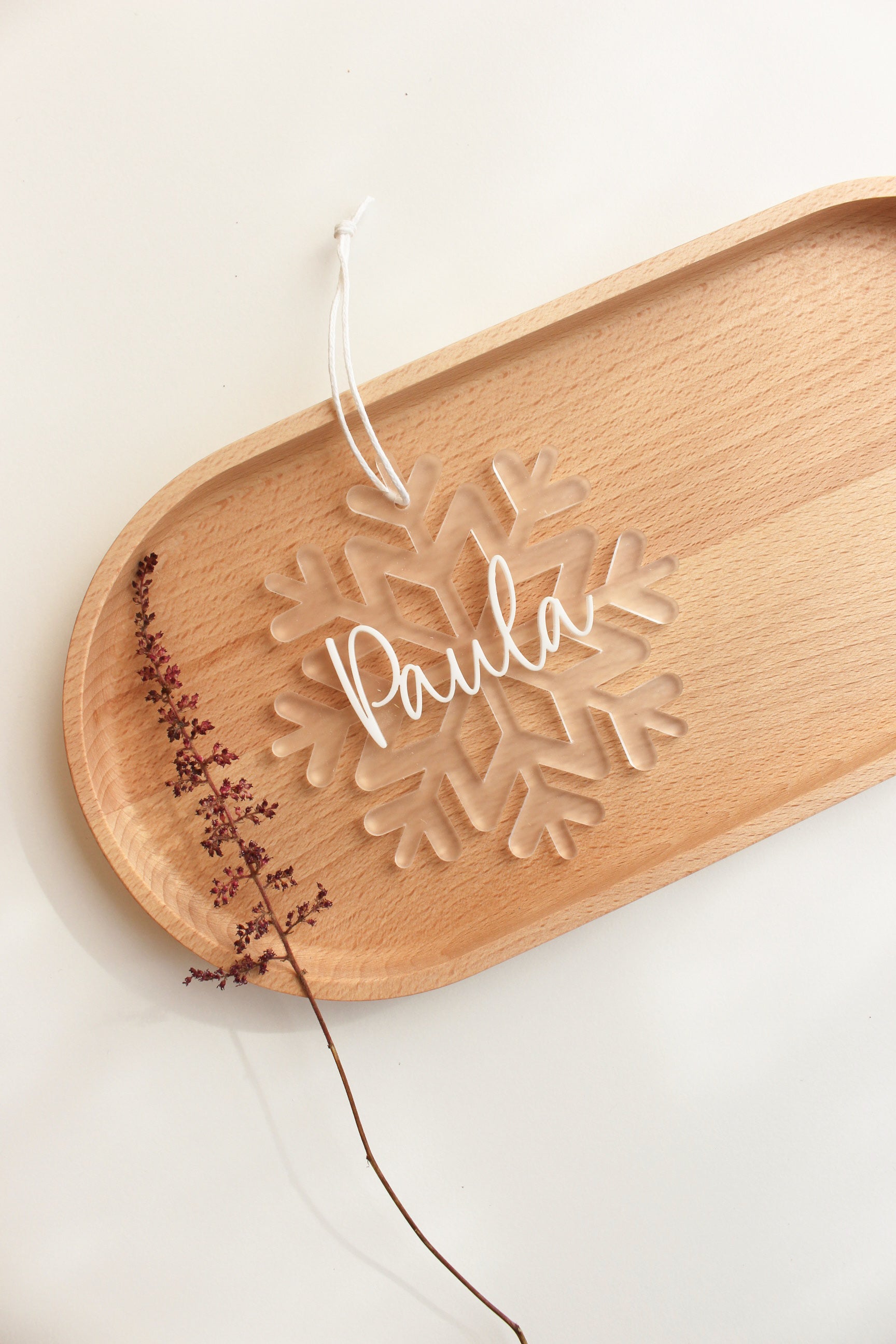 Personalisierte Schneeflocke als Weihnachtskugel